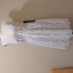 Lulu's white Lace Midi Dress NWT Large